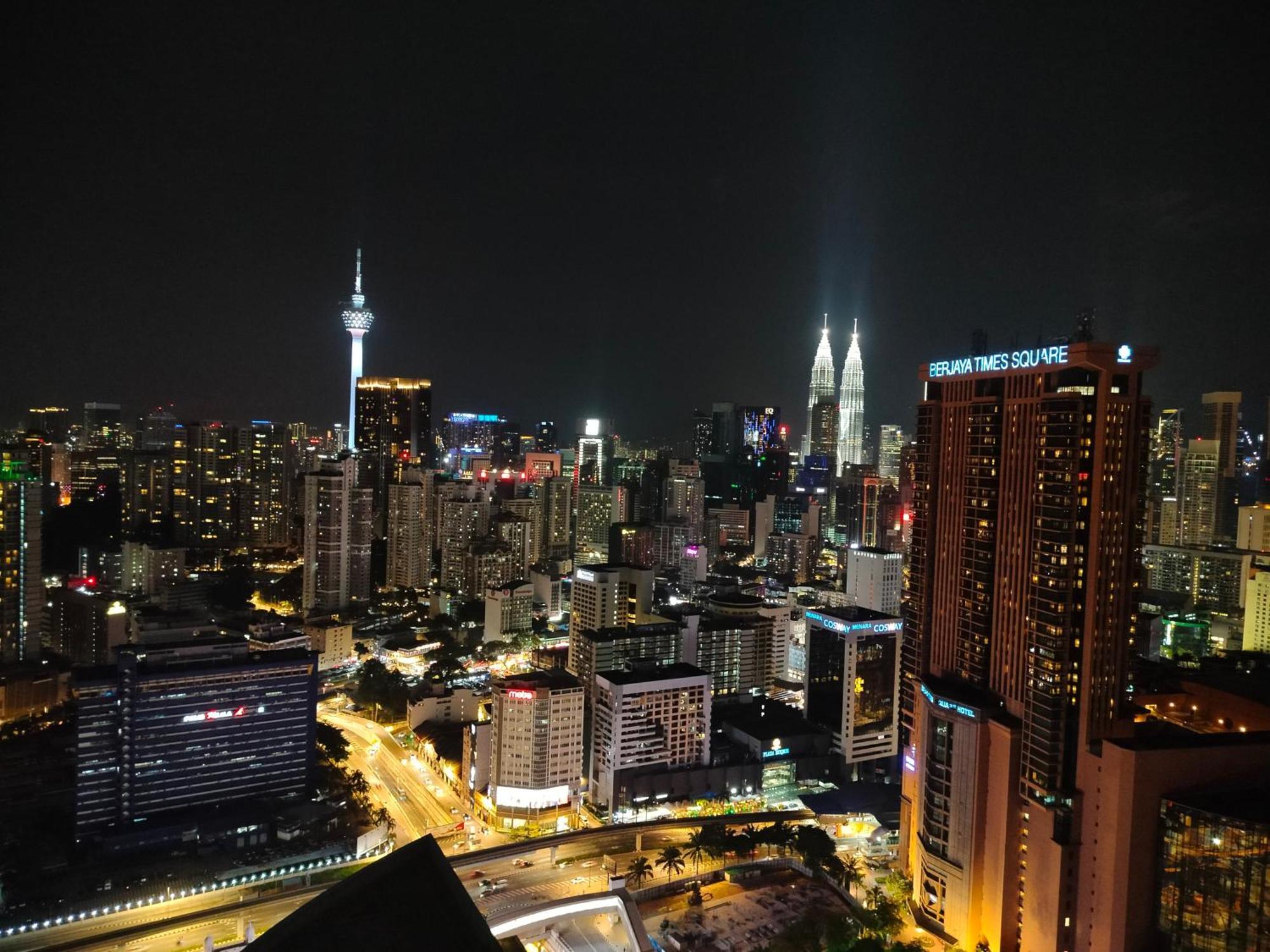 Lucentia Residence Bbcc @ Lalaport Kuala Lumpur Bagian luar foto