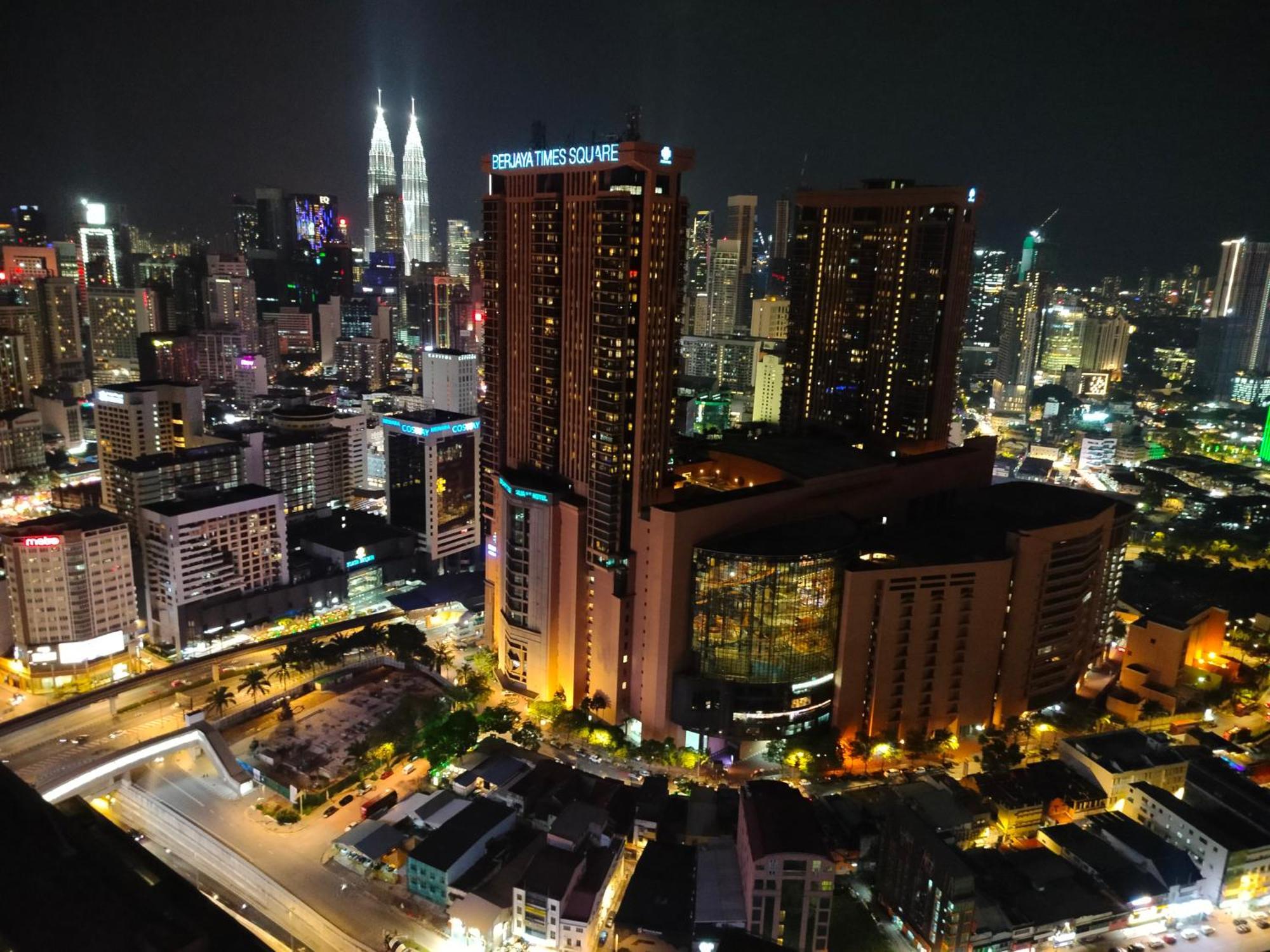 Lucentia Residence Bbcc @ Lalaport Kuala Lumpur Bagian luar foto