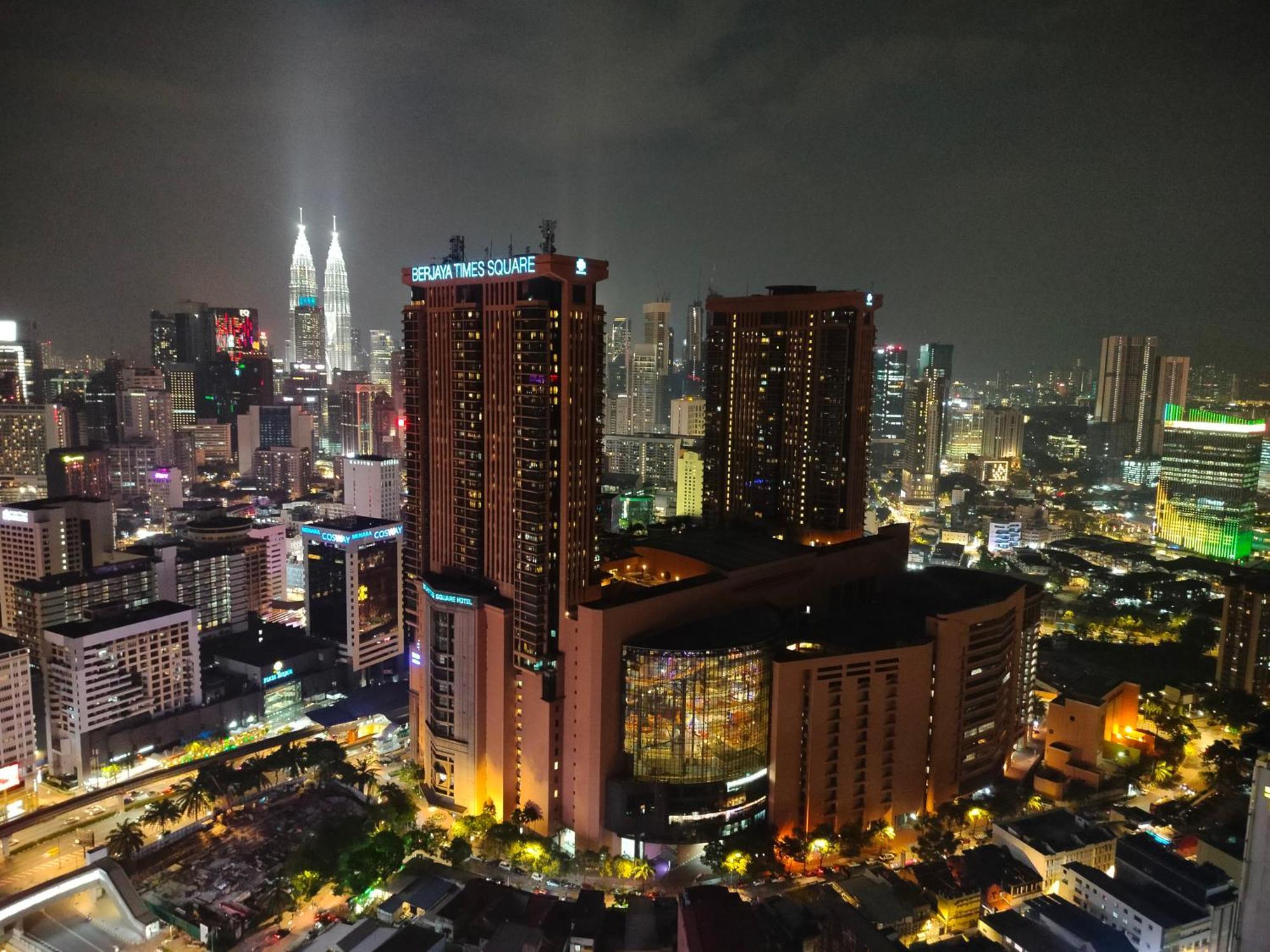 Lucentia Residence Bbcc @ Lalaport Kuala Lumpur Bagian luar foto